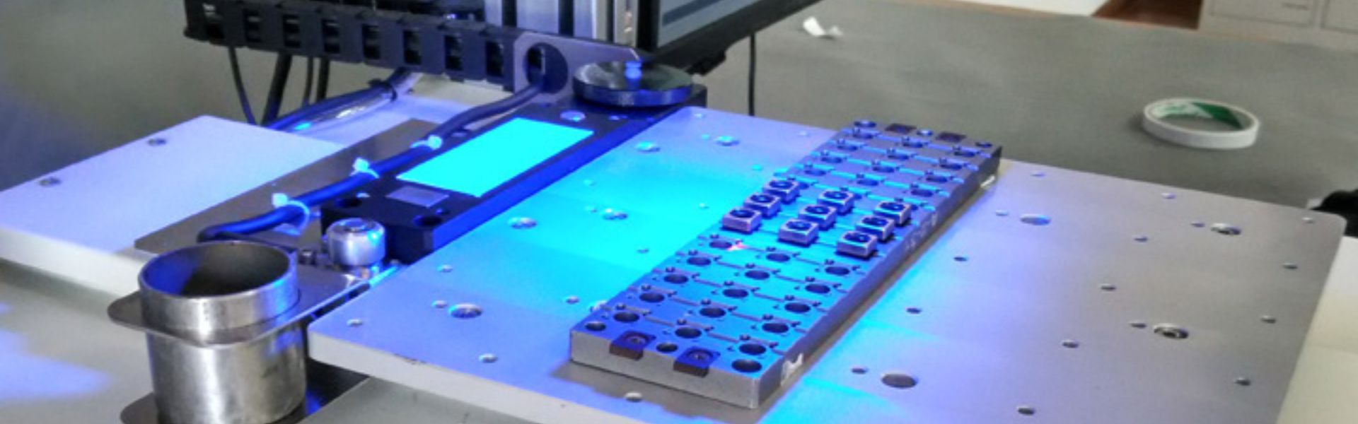 Ứng dụng máy sấy UV trong công nghệ in ấn